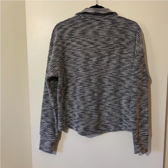 Sweaty Betty Rest Up Half Zip Pullover in Navy and White Size 6 - Picture 12 of 12